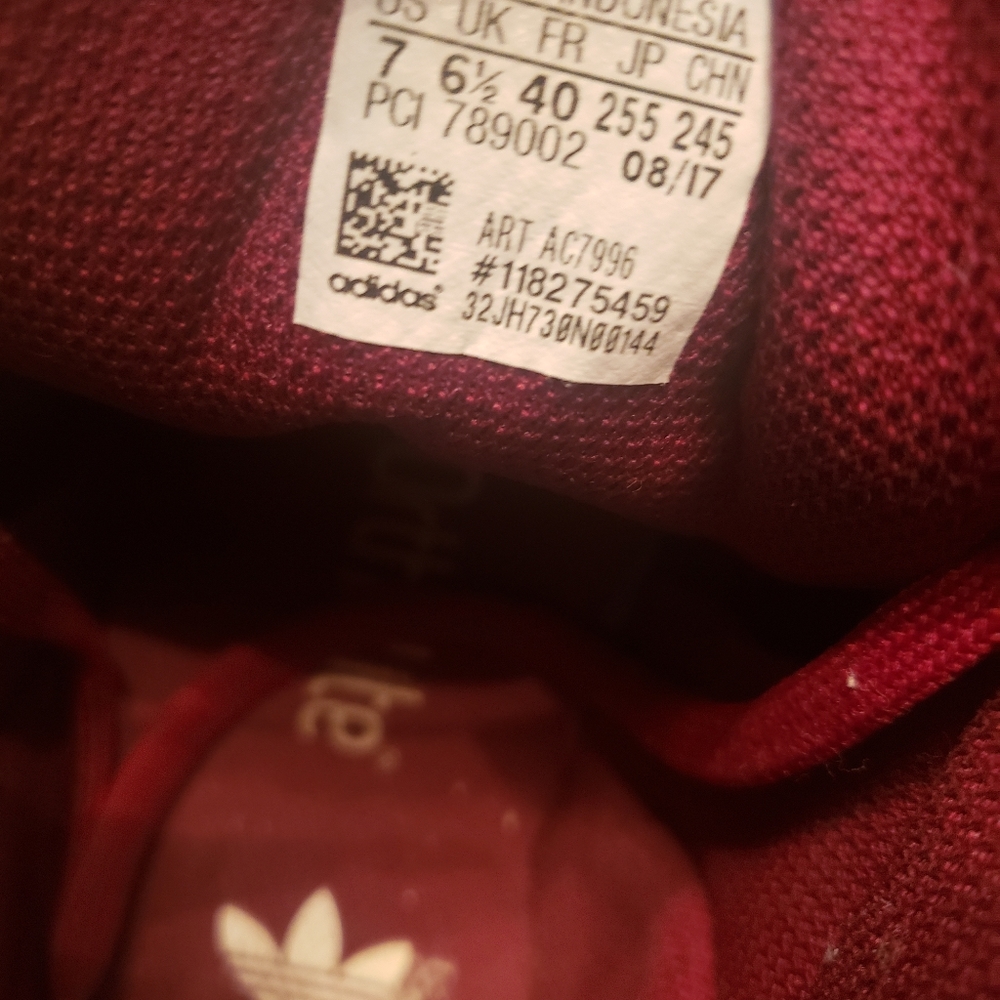 Adidas Pro Model Size 7 Men - Picture 5 of 5
